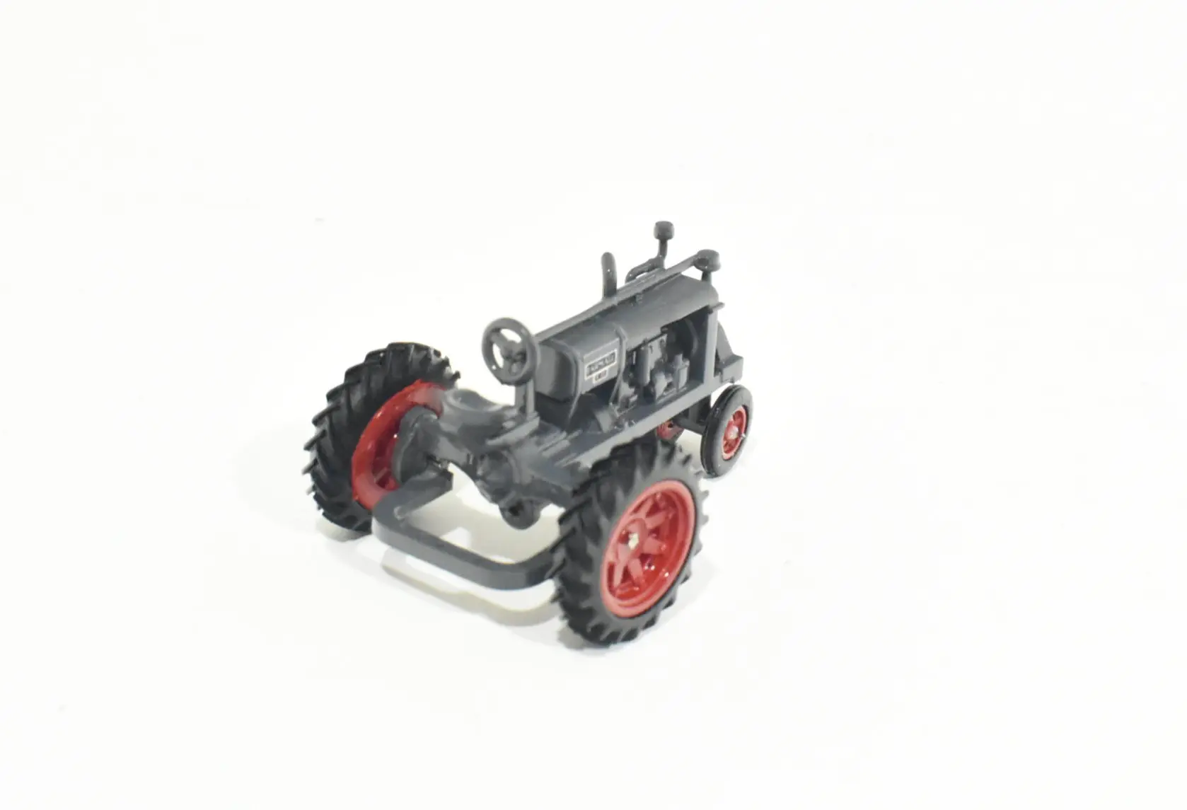 1/64 International Harvester Farmall F-20 Tractor Gray With Narrow