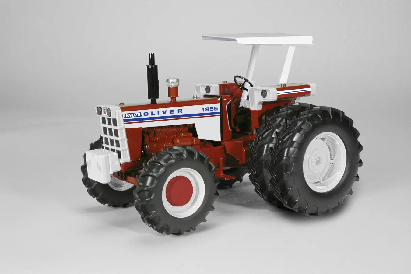 1/16 White Oliver 1855 Tractor With Duals, Front Wheel Assist