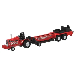 1/64 International Harvester Red Legend 66 Series Pulling Tractor With Sled