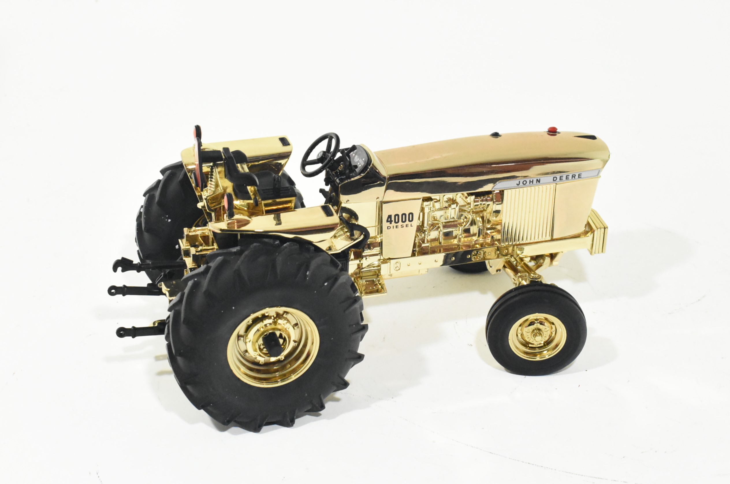 1/16 John Deere 4000 Low Profile Diesel Tractor With 3 Point Hitch, Wheel Weights, Syncro-Transmission, Two Cylinder Club, Gold - Image 3