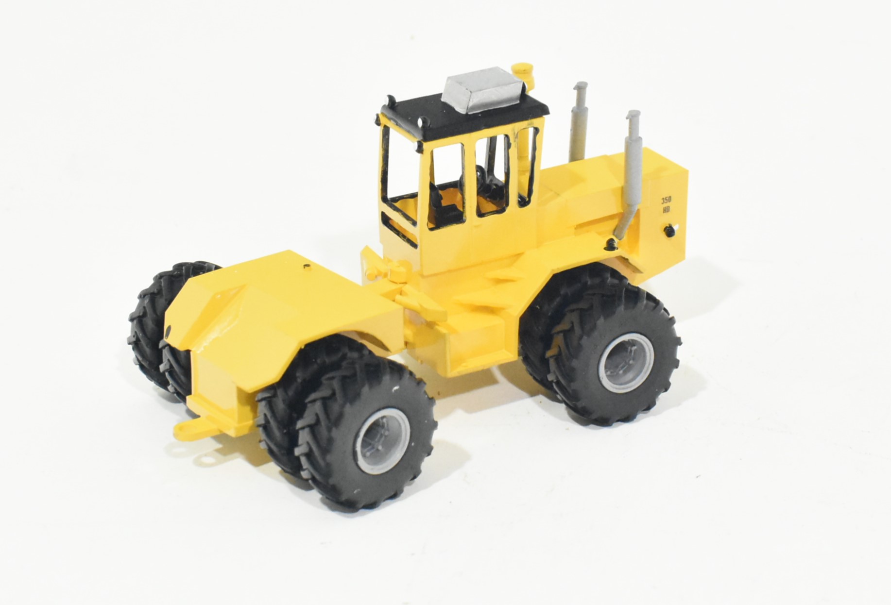 1/64 Custom Erickson HD-350 4wd Tractor With Duals - Image 2