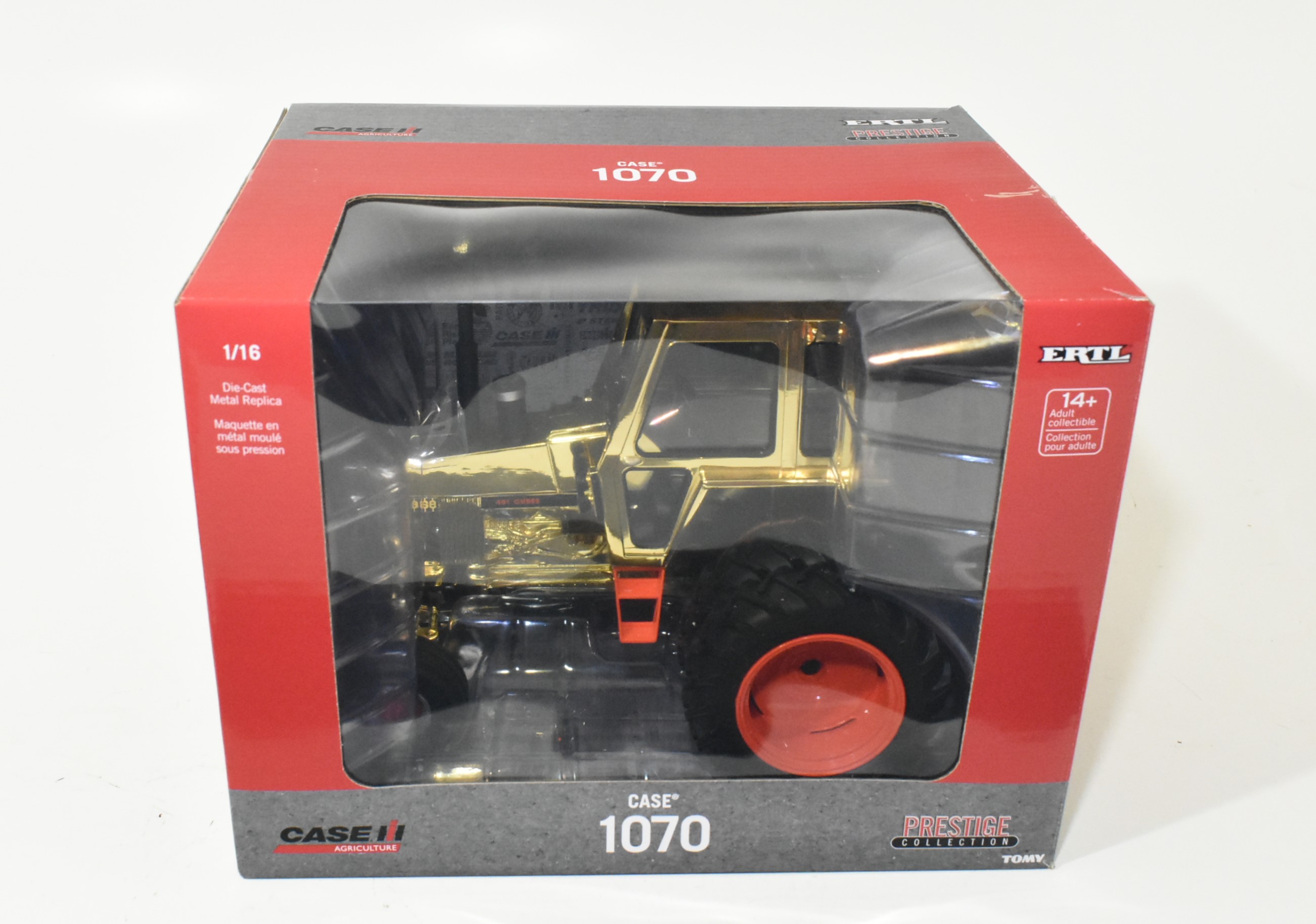 1/16 Case 1070 Agri King 2WD Tractor with Cab & Rear Duals, Prestige Collection, Gold